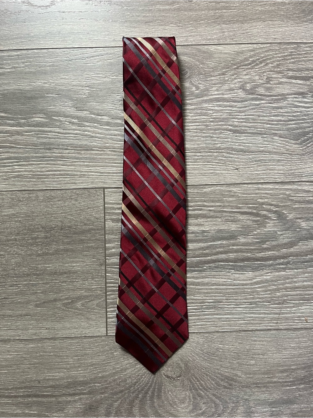 Pronto Uomo Dark Red Gold Plaid 100% Silk Tie 56.5” x 3.5” Work Career Business